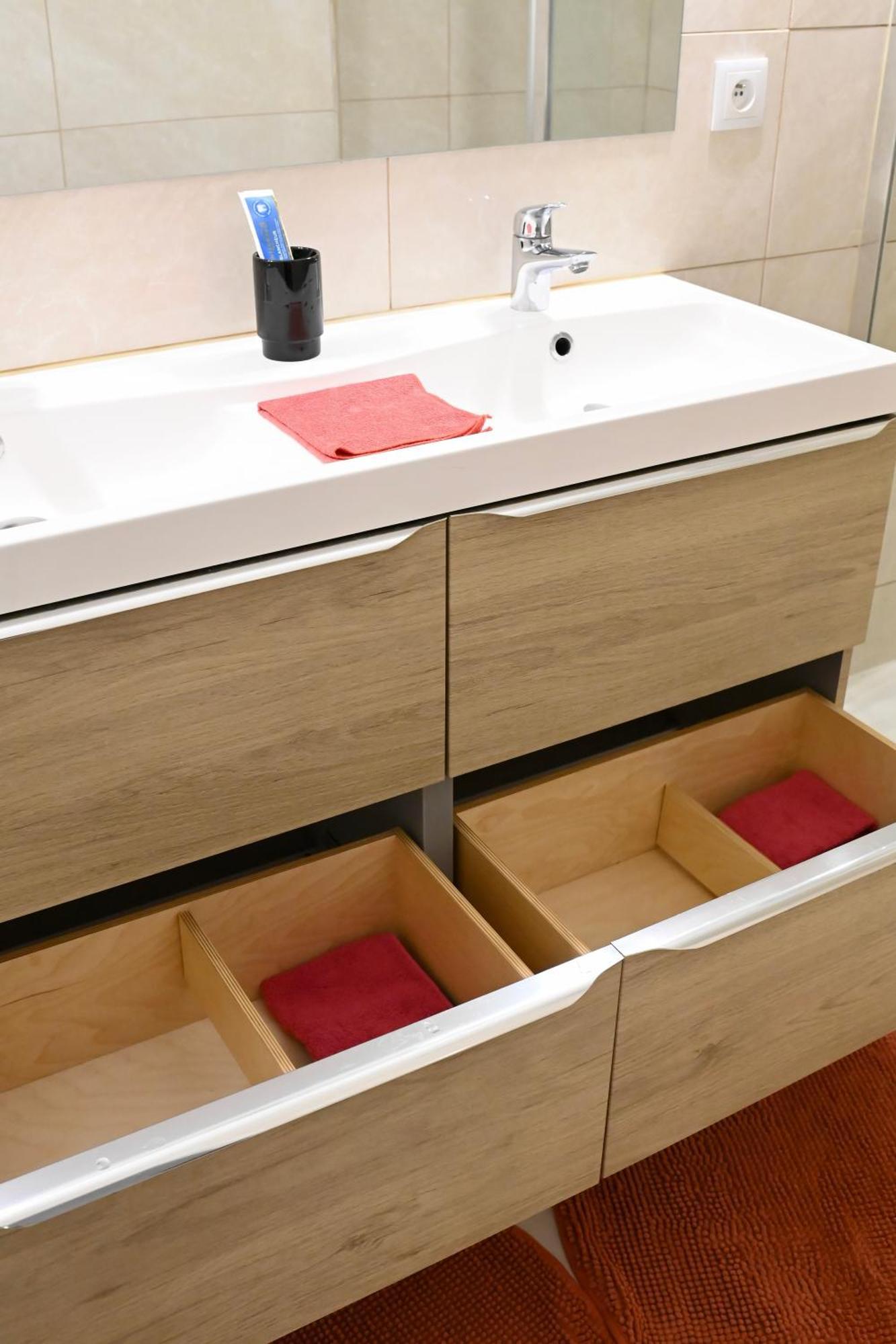 Апартаменты Cosy Colour Place Вилье-сюр-Марн Экстерьер фото